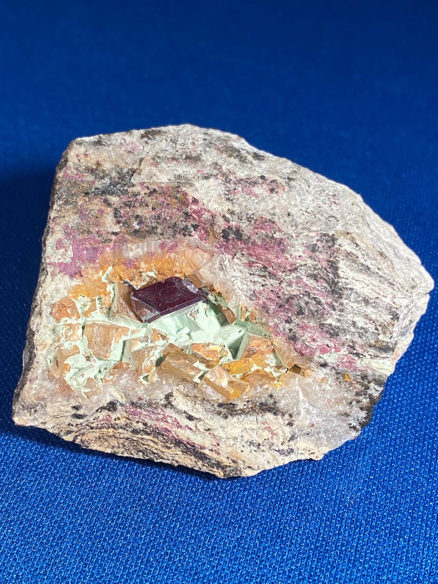 Cuprite, calcite & chrysocolla, Mashamba West, Congo