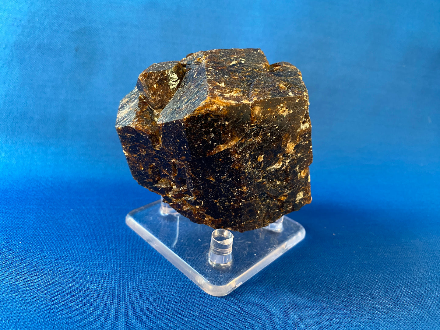 Tourmaline variety Dravite, Yinnietharra Mine, Australia