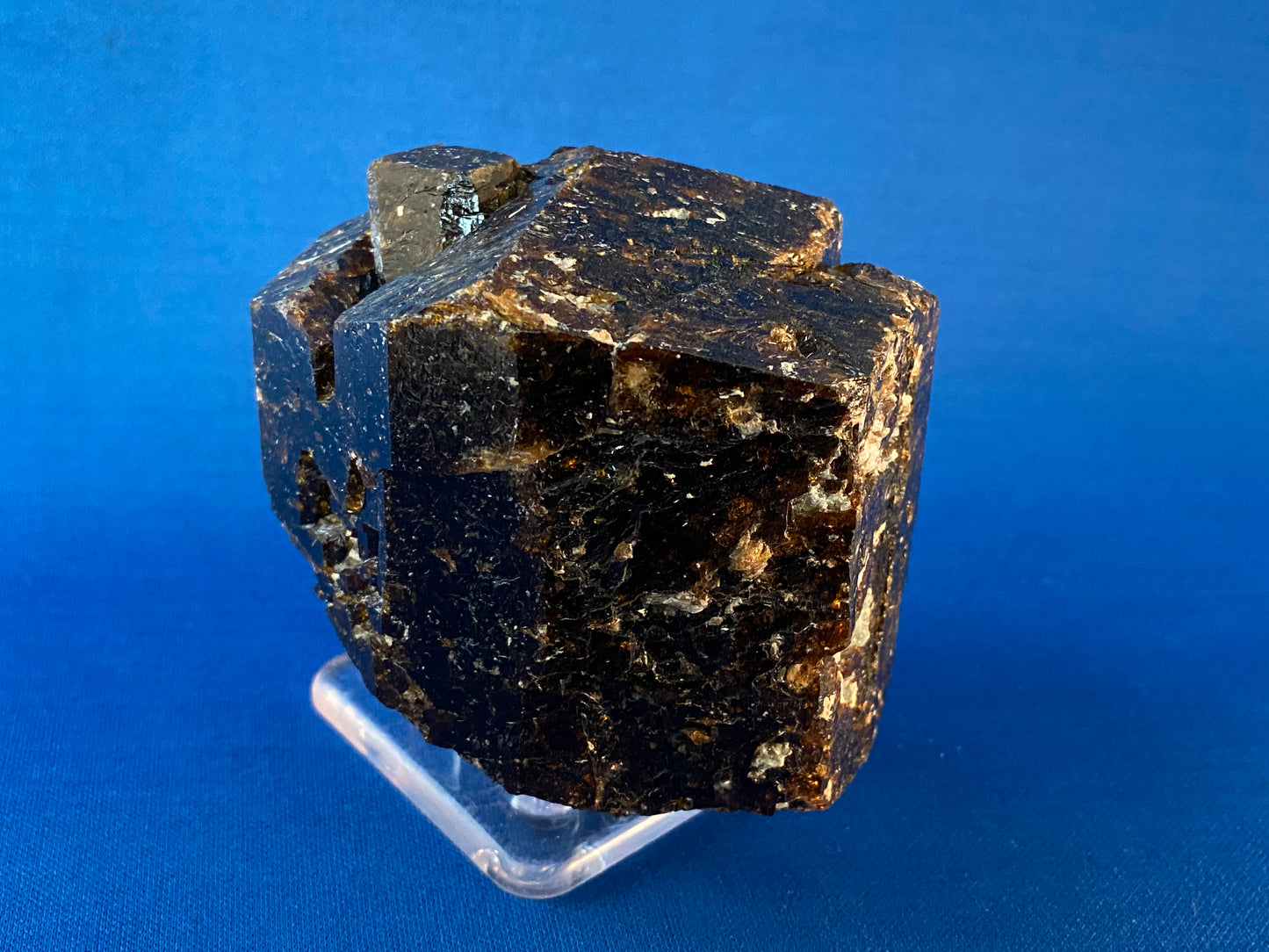 Tourmaline variety Dravite, Yinnietharra Mine, Australia