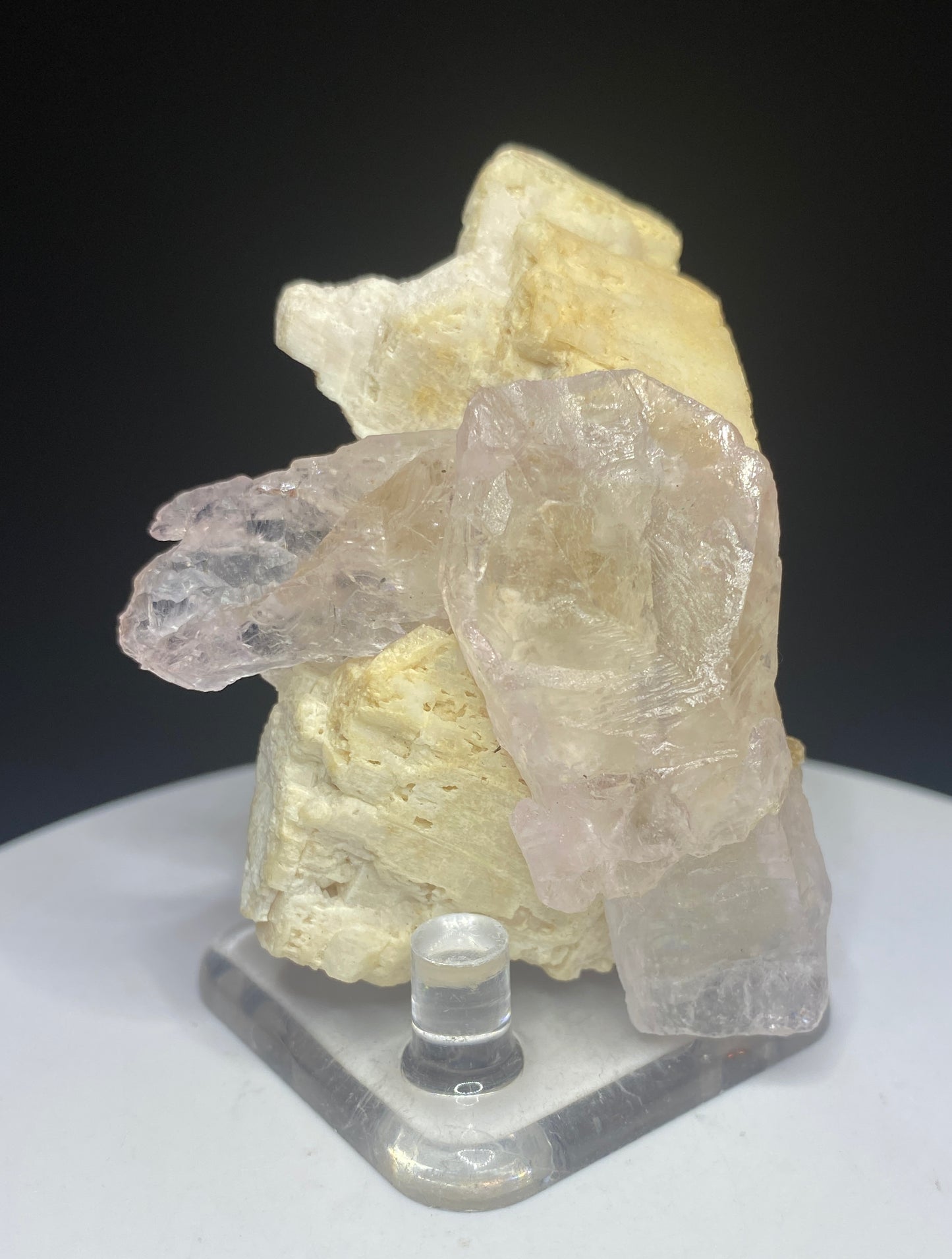 Rose Quartz (hollow crystal), Lavre da Ilha, Minas Gerais, Brazil