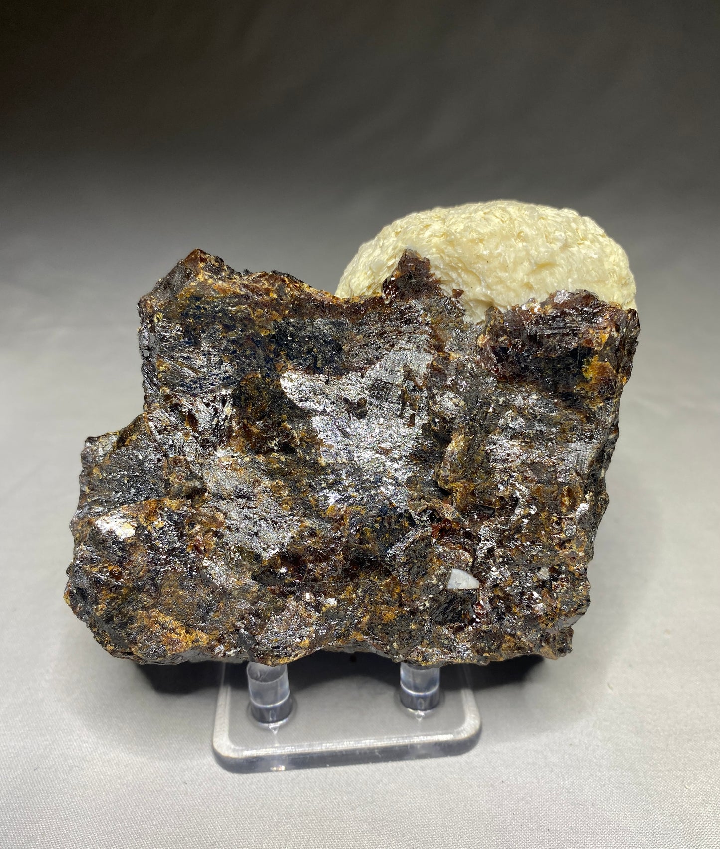Barite on Sphalerite, Elmwood Mine, Tennessee, USA