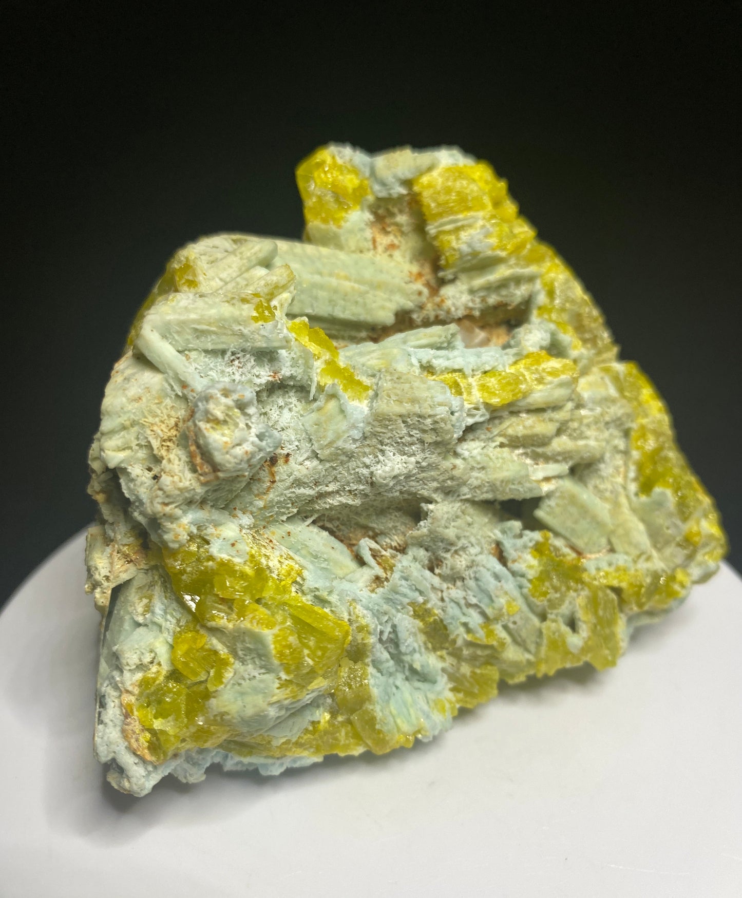 Plumbogummite pseudomorphs after Pyromorphite, Yangshuo Mine, Guilin, China