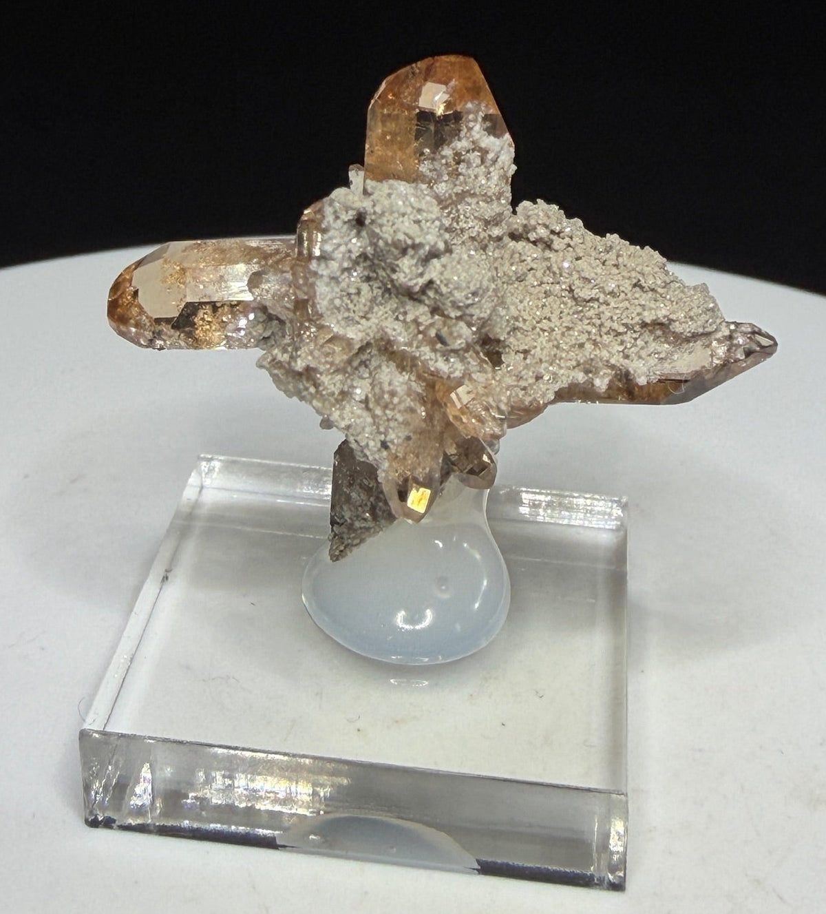 Sherry-colored topaz crystal cluster from Topaz Mountain, Thomas Range, Juab County, Utah, USA