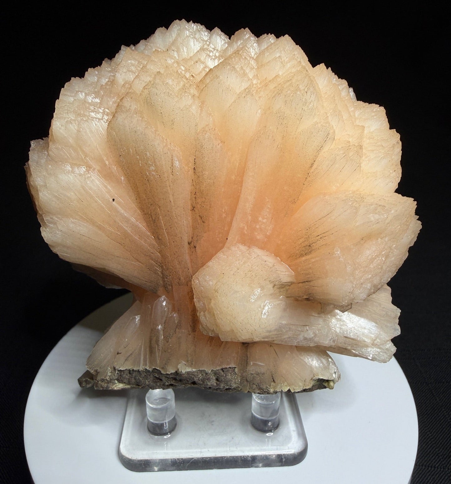 Peach-pink stilbite-Ca crystal cluster from Jalgaon, India