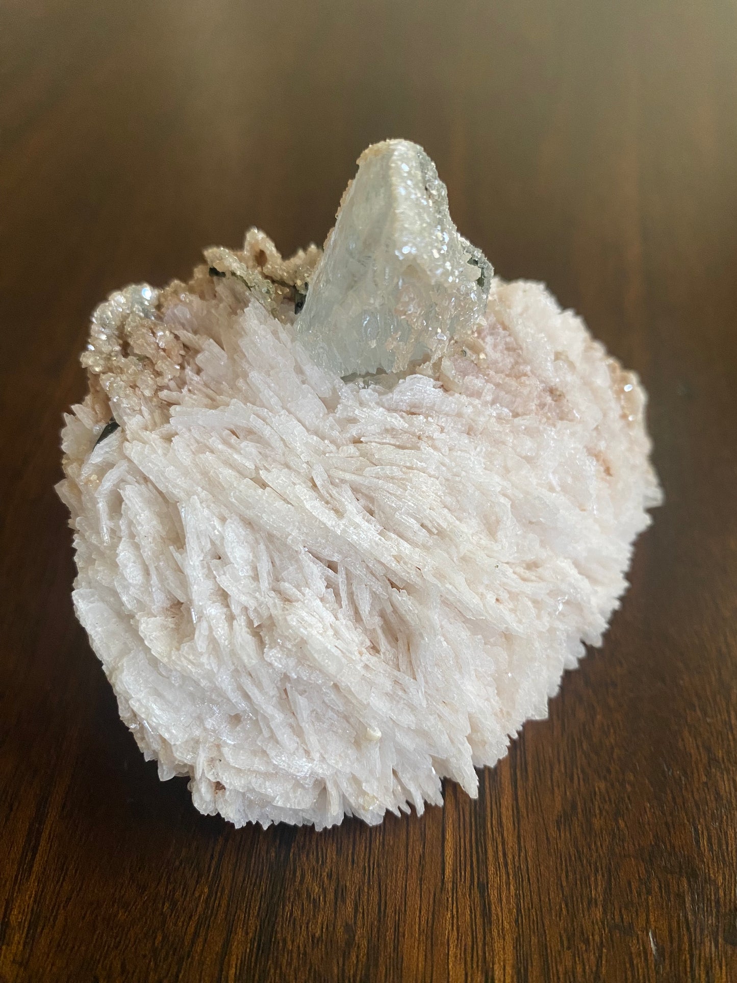 Topaz on Cleavelandite, Brazil