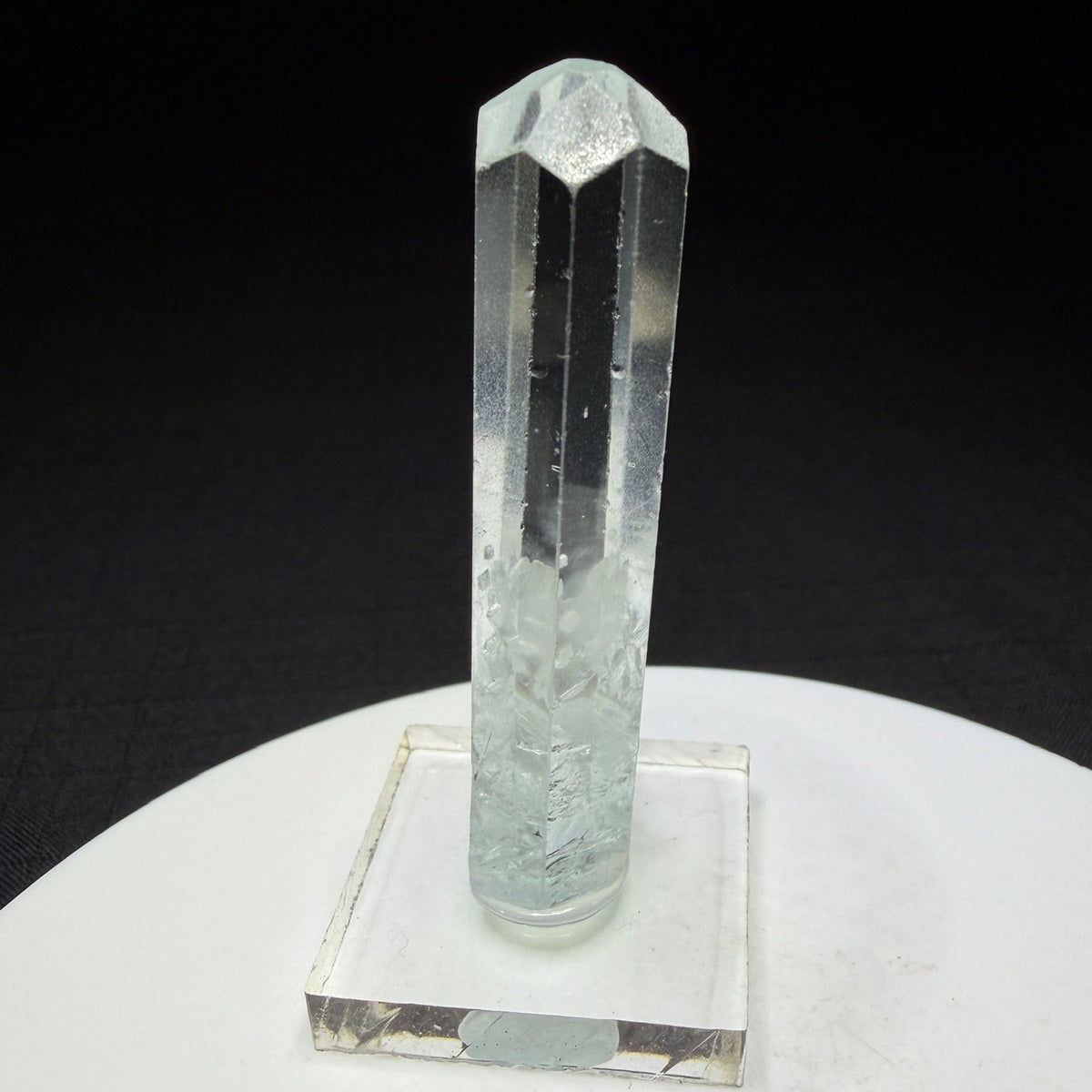 Tall transparent pale blue aquamarine crystal from Skardu, Gilgit-Baltistan, Pakistan