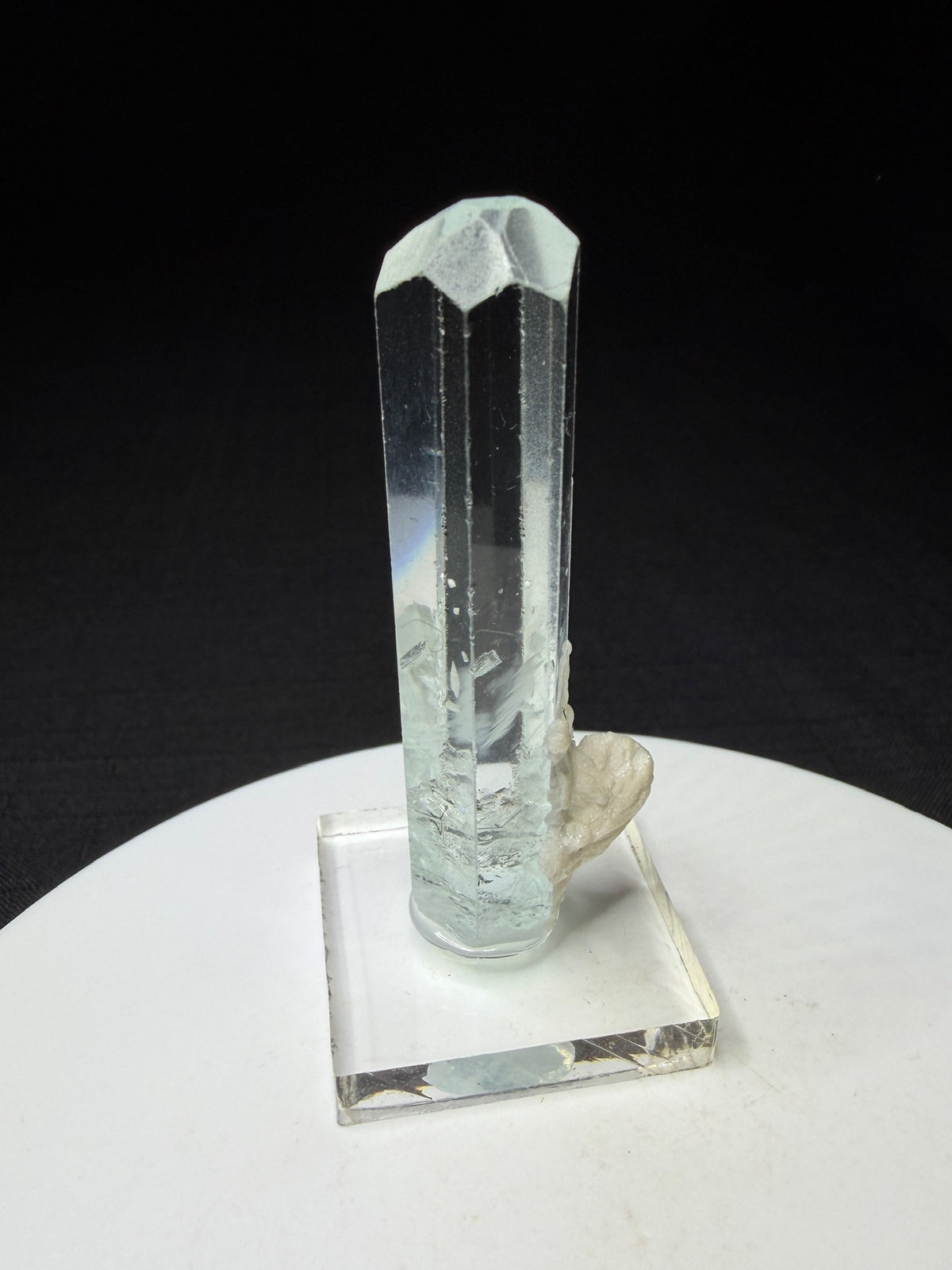 Tall transparent pale blue aquamarine crystal from Skardu, Gilgit-Baltistan, Pakistan