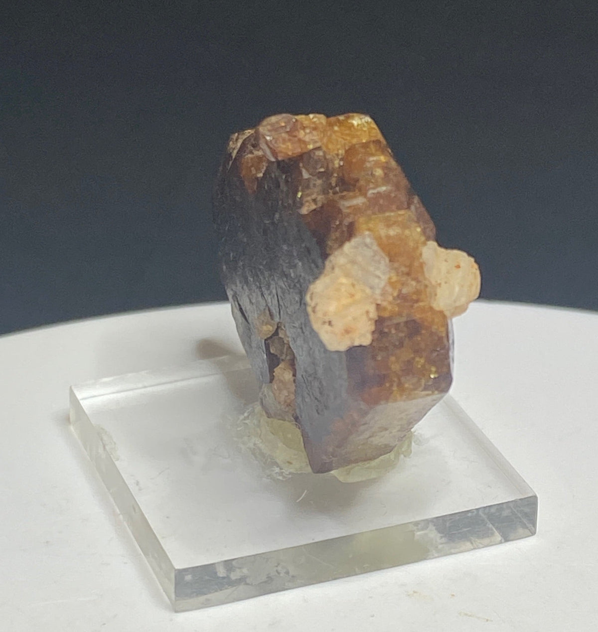 Reddish-brown bastnäsite crystal from Zegi Mountain, Kafor Dheri near Peshawar, Pakistan