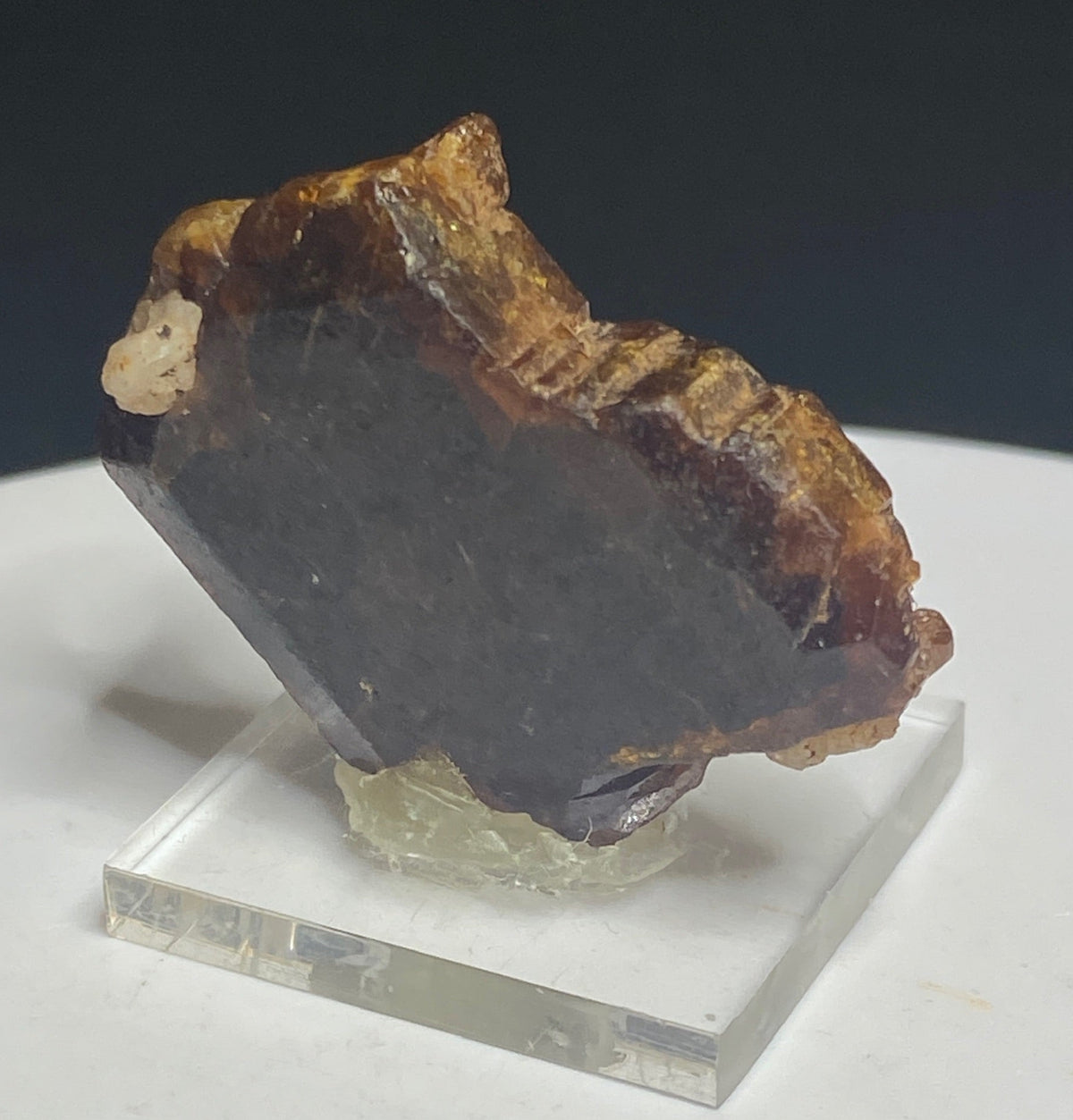 Reddish-brown bastnäsite crystal from Zegi Mountain, Kafor Dheri near Peshawar, Pakistan