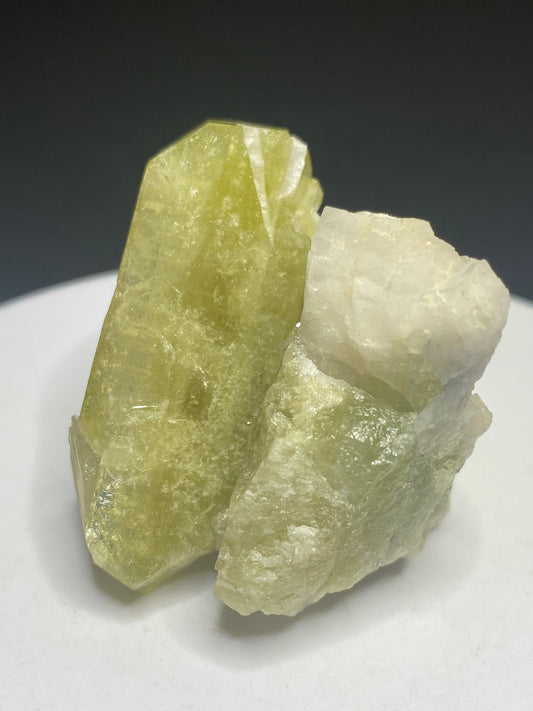 Yellow-green Brazilianite crystals with white albite from Linópolis, Minas Gerais, Brazil
