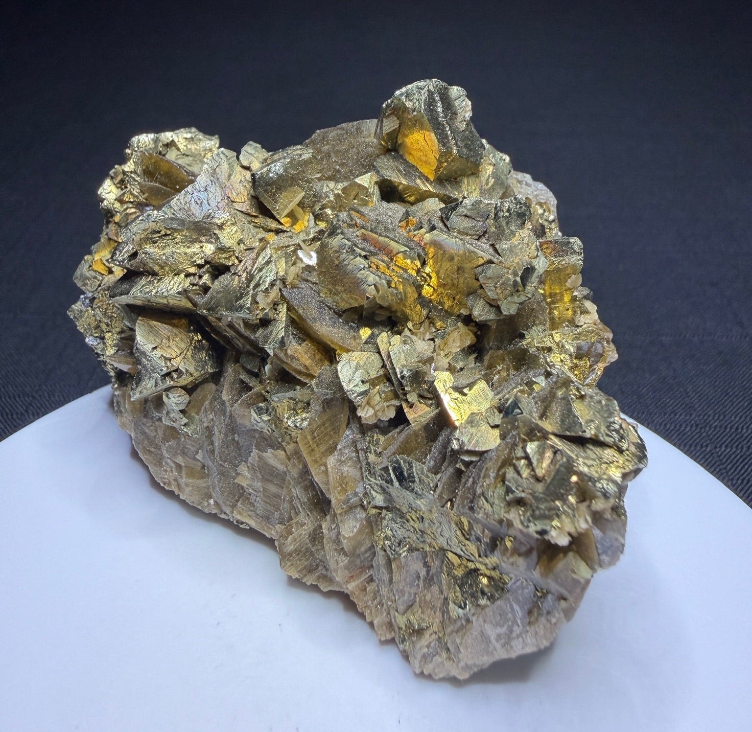 Brassy golden chalcopyrite crystals with siderite from Kaiwu Mine, Hezhang County, Guizhou, China