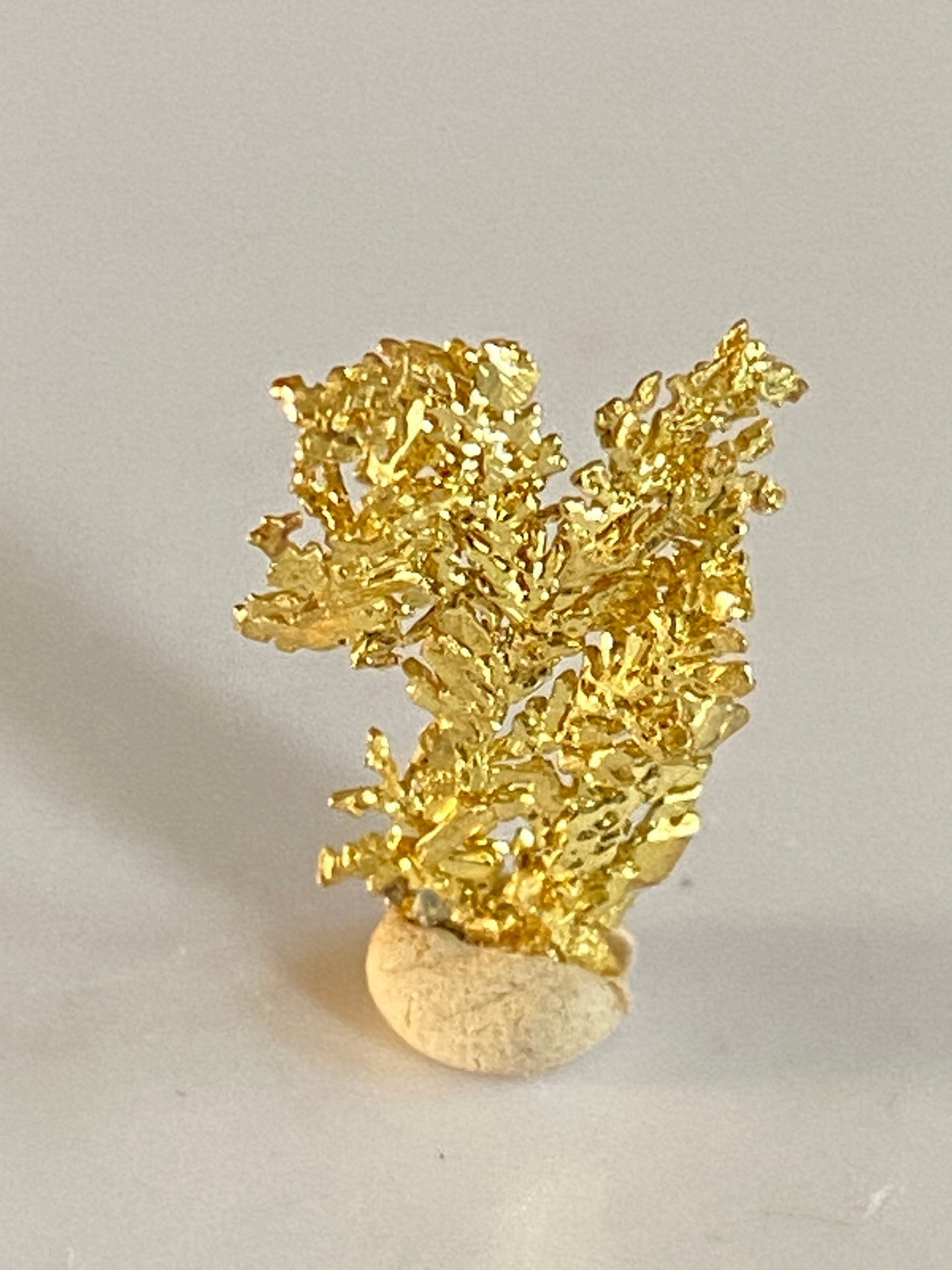 Gold, Eagle's Nest Mine, California