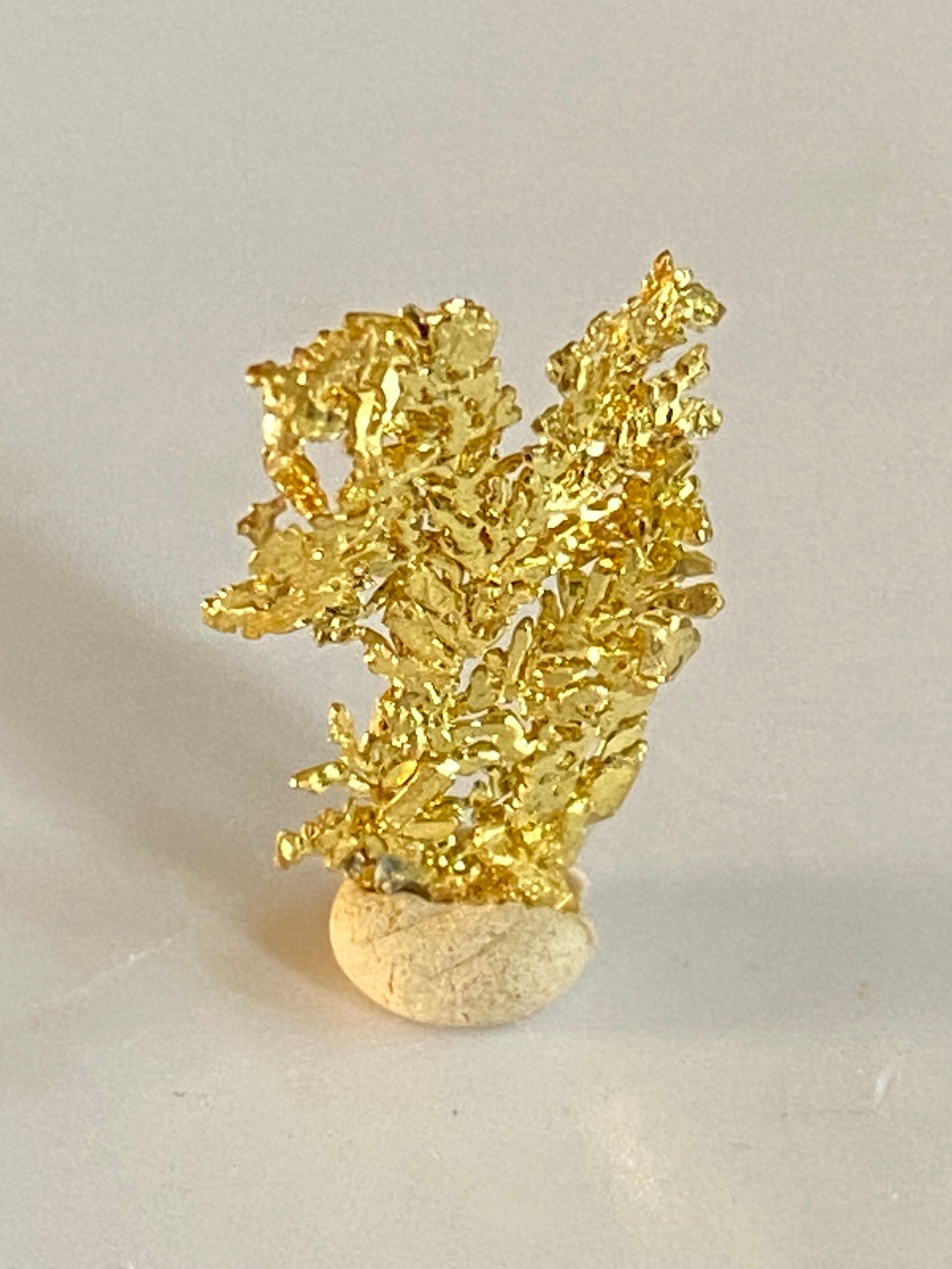 Gold, Eagle's Nest Mine, California