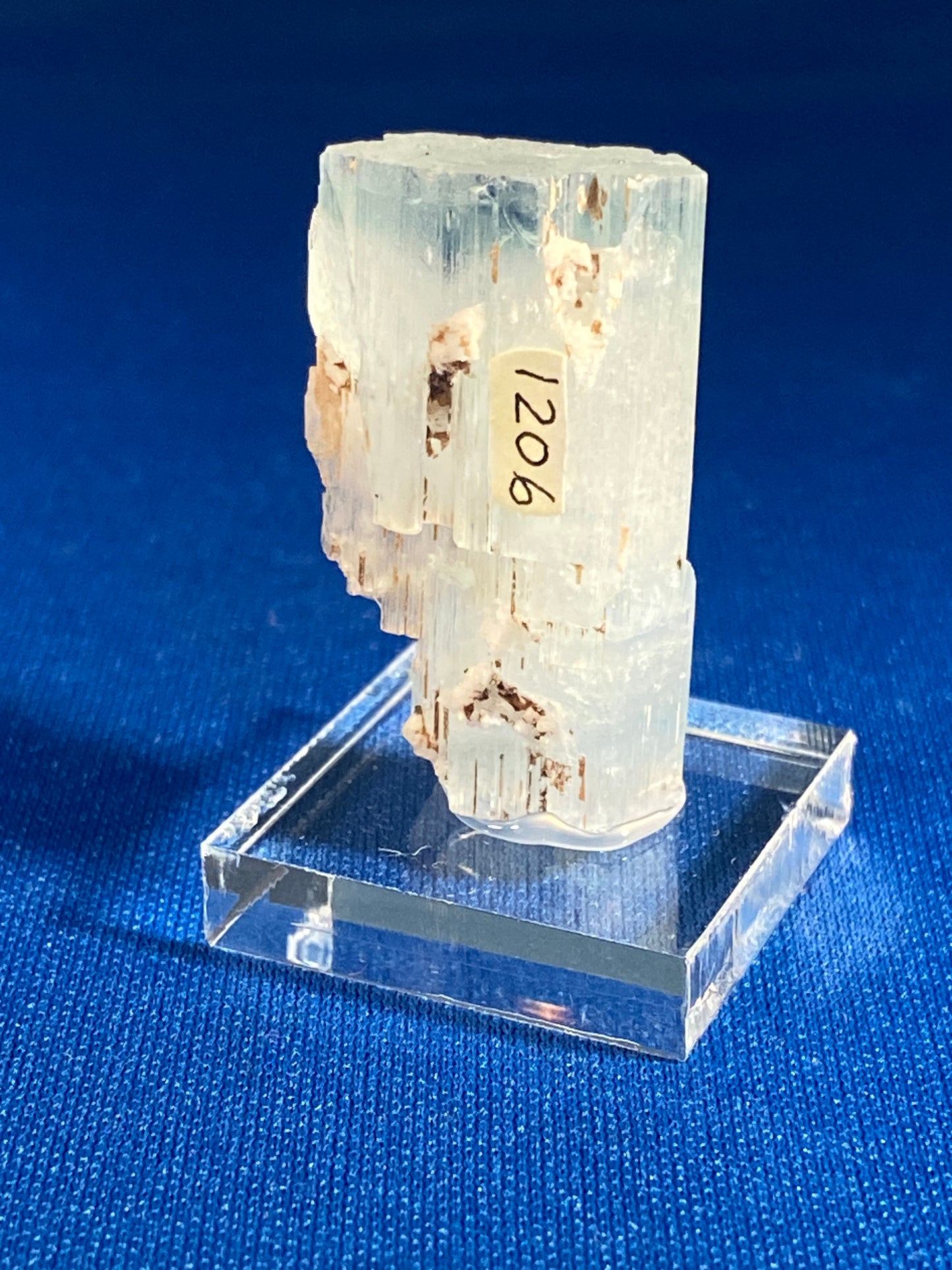 Aquamarine (bent crystal), Gilgit, Pakistan