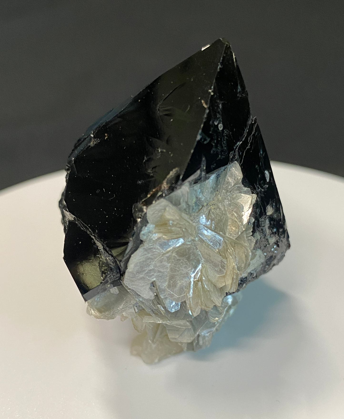 Cassiterite with Muscovite, Ping Wu, Sichuan Province, China