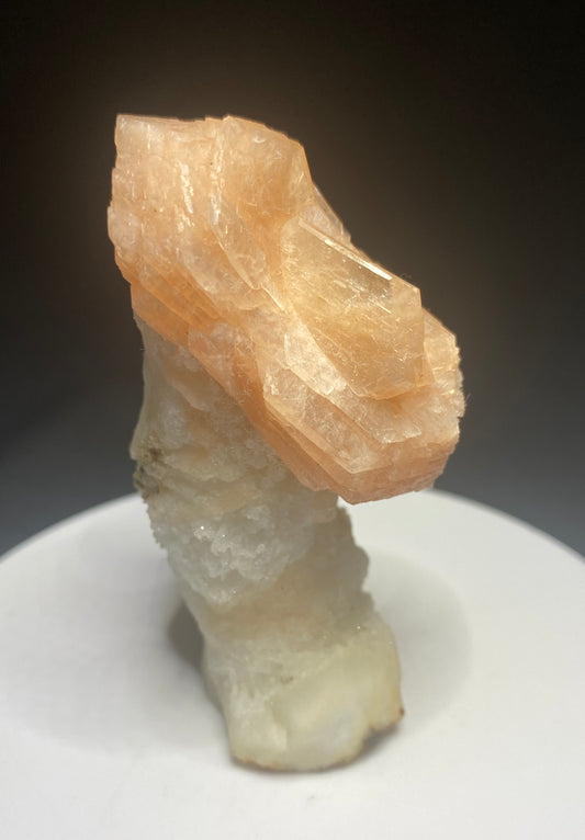 Stilbite on Stalactite, Jalgaon, Maharashtra, India