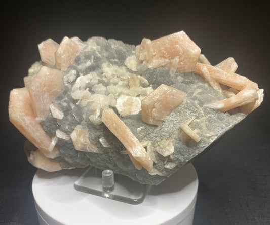 Stilbite on Drusy Quartz, Nasin, Maharashtra, India