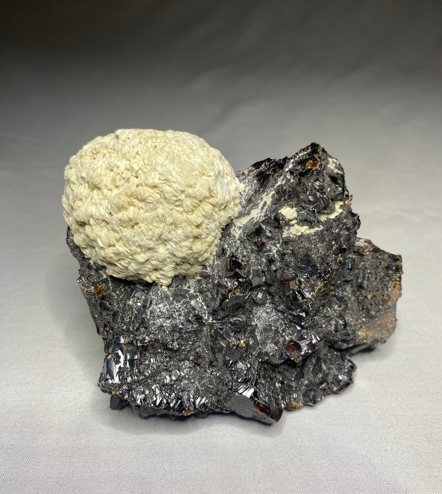 Barite on Sphalerite, Elmwood Mine, Tennessee, USA