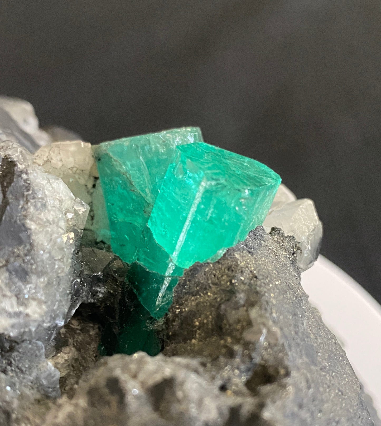 Beryl (variety Emerald), Muzo, Columbia