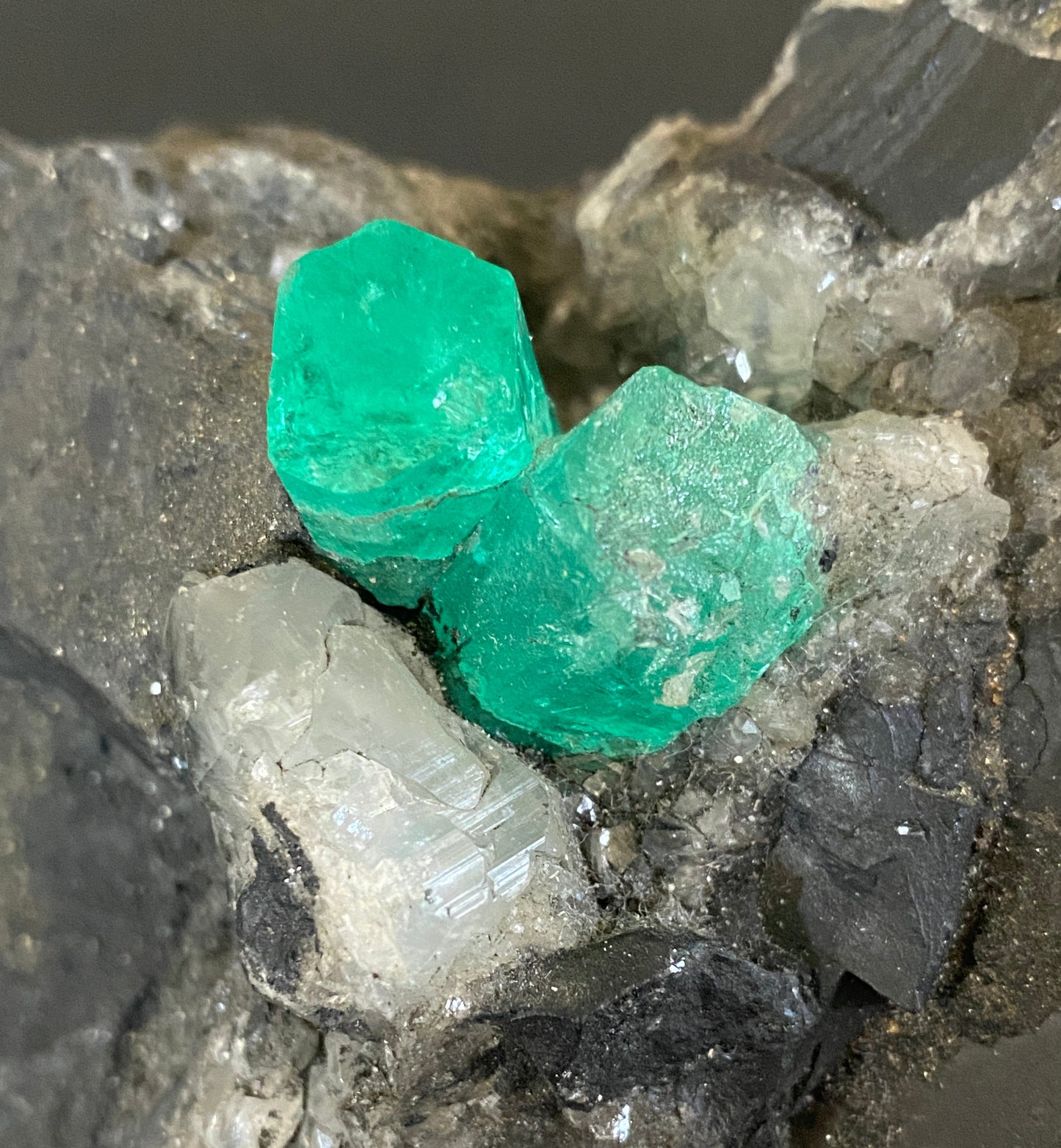 Beryl (variety Emerald), Muzo, Columbia