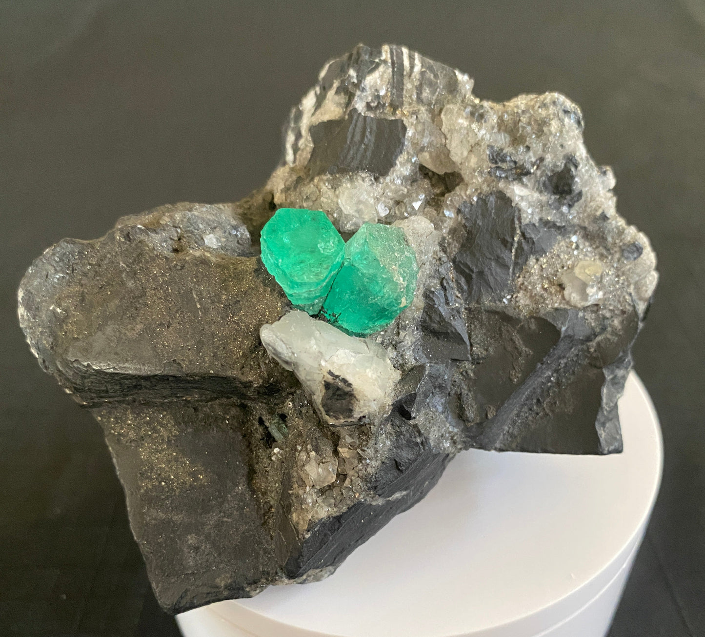 Beryl (variety Emerald), Muzo, Columbia