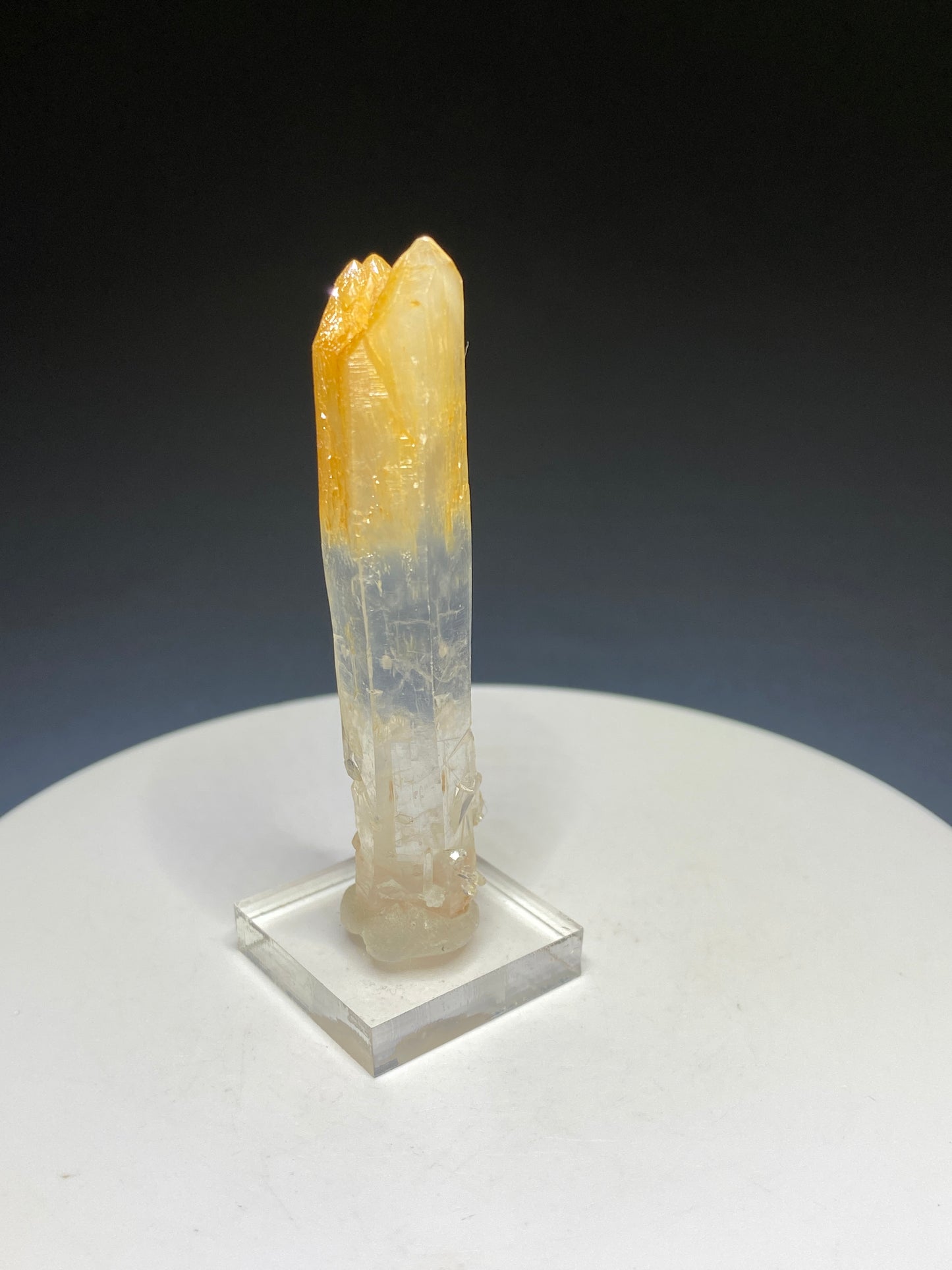 Quartz with Halloysite inclusions (Mango Quartz), Cabiche, Quipama, West Boyacá, Columbia