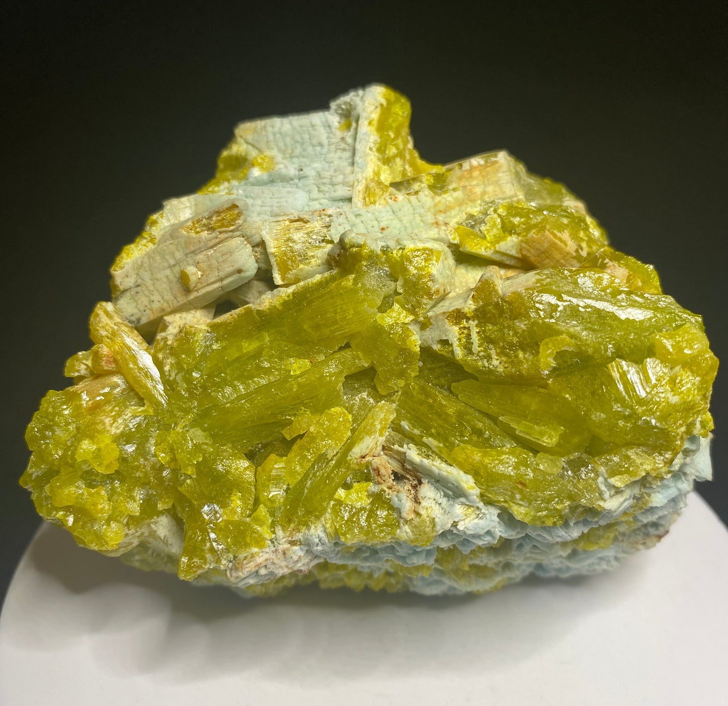 Plumbogummite pseudomorphs after Pyromorphite, Yangshuo Mine, Guilin, China