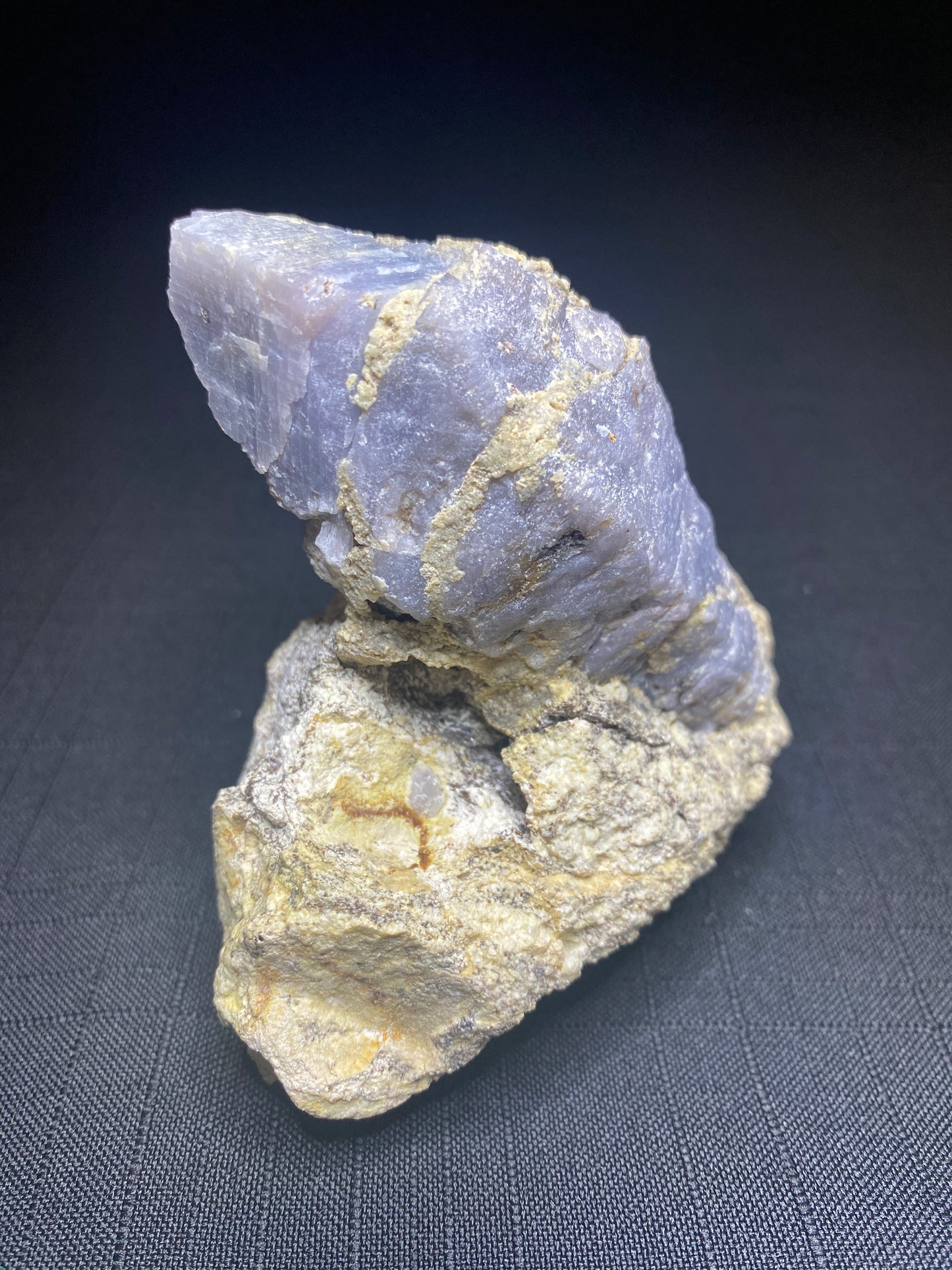Corundum (variety Sapphire), Ratnapura, Sri Lanka