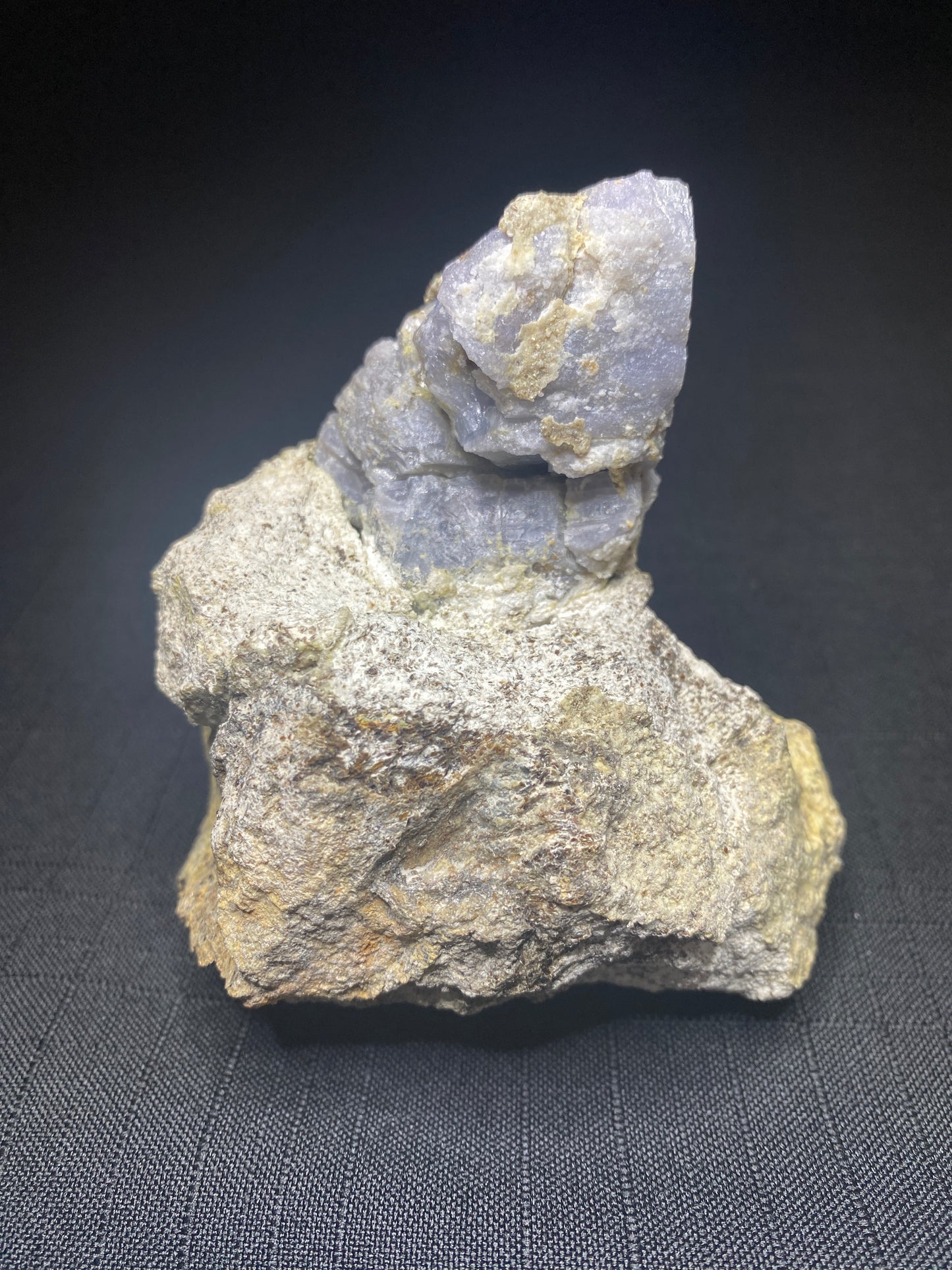 Corundum (variety Sapphire), Ratnapura, Sri Lanka