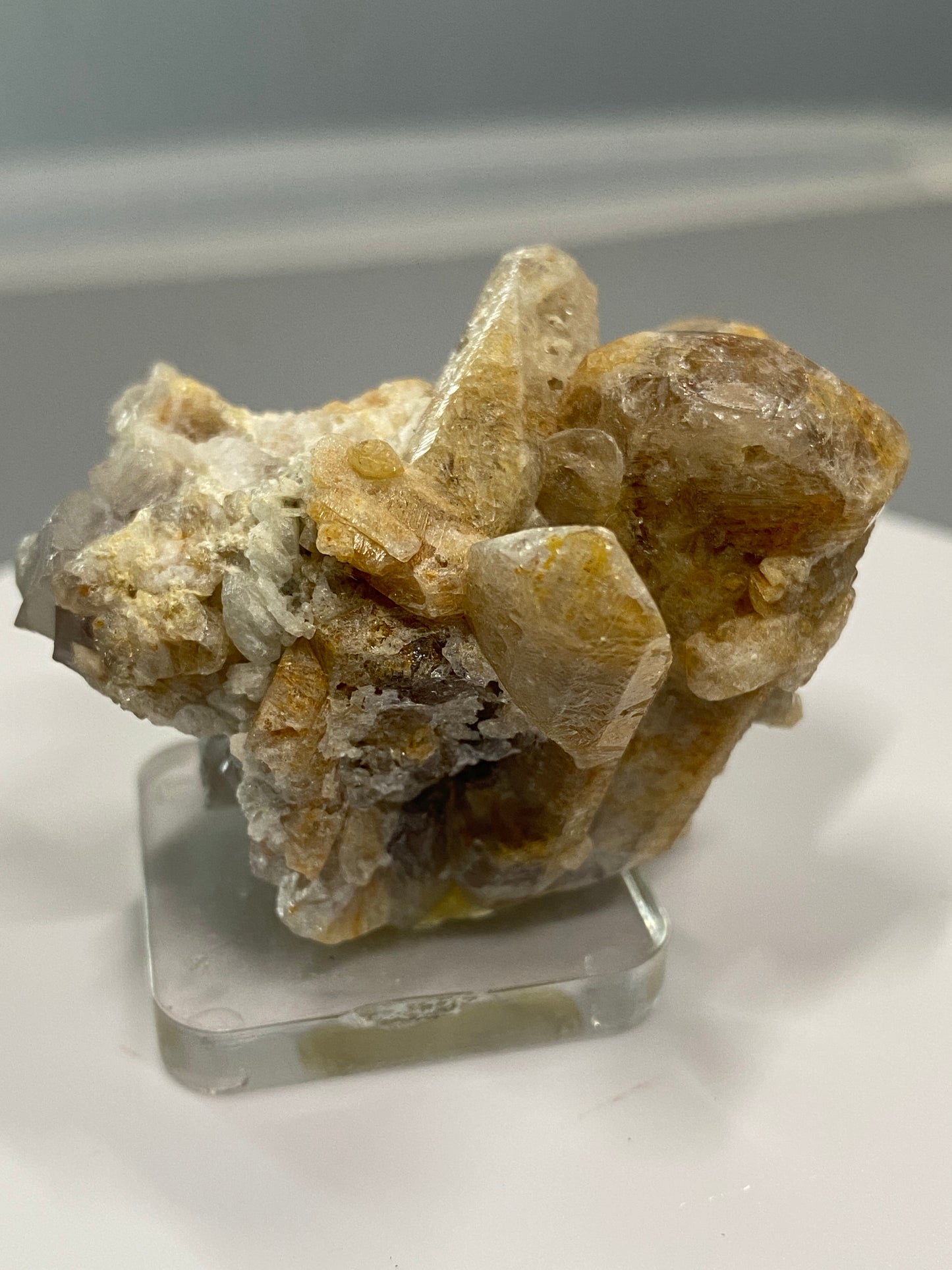 Herderite, Linopolis, Minas Gerais, Brazil