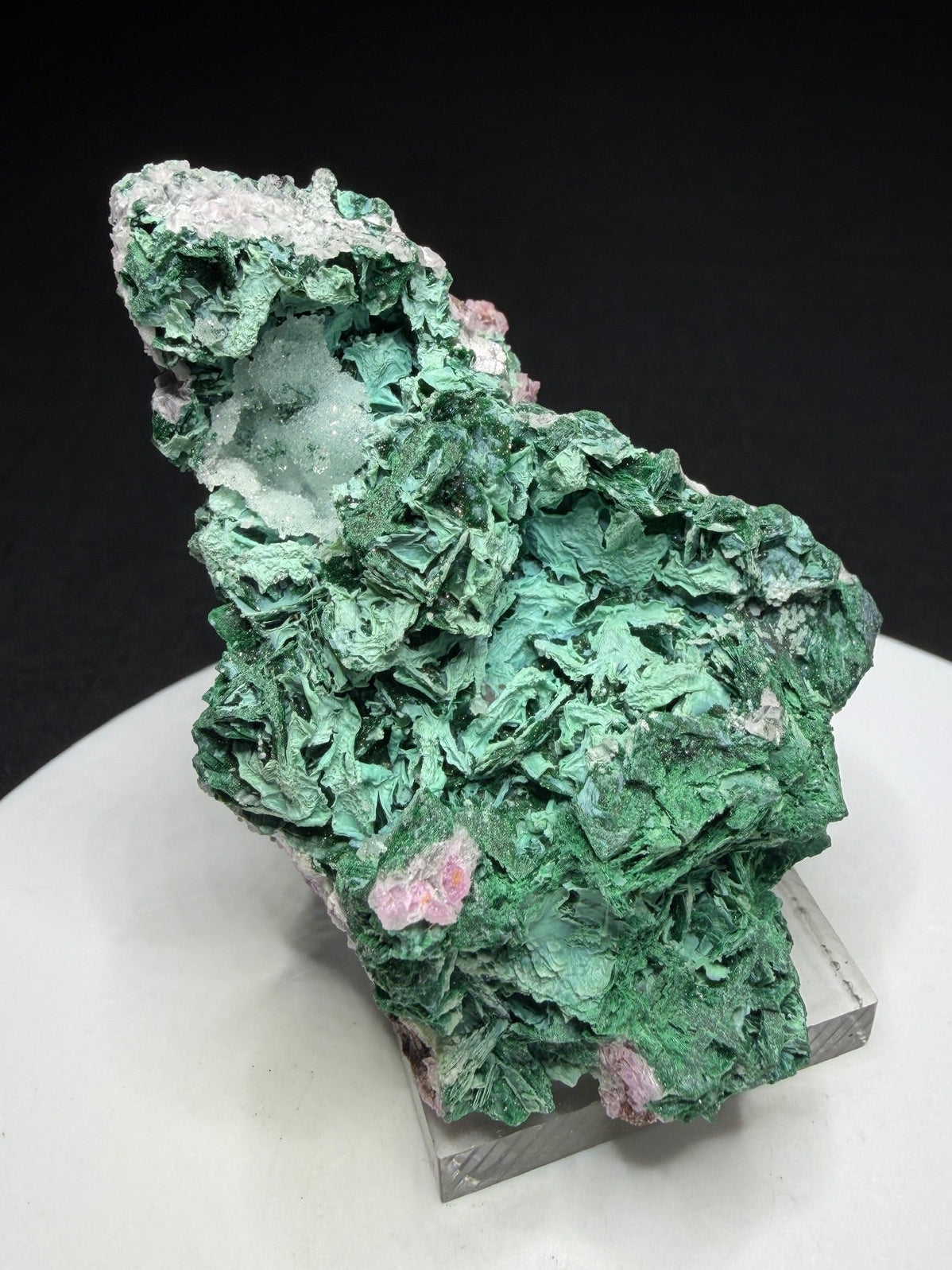 Green plancheite with libethenite and quartz from Kakanda, Democratic Republic of the Congo