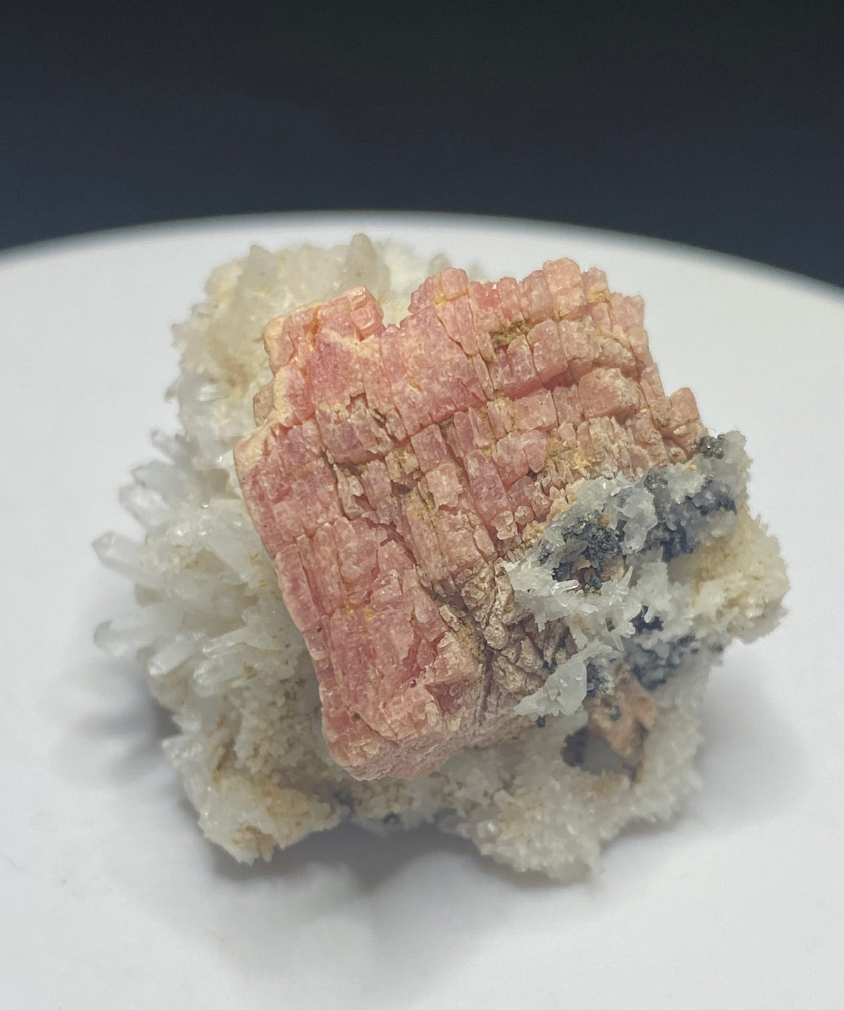 Pink rhodochrosite crystals on white quartz from Grizzly Mine, Colorado, USA