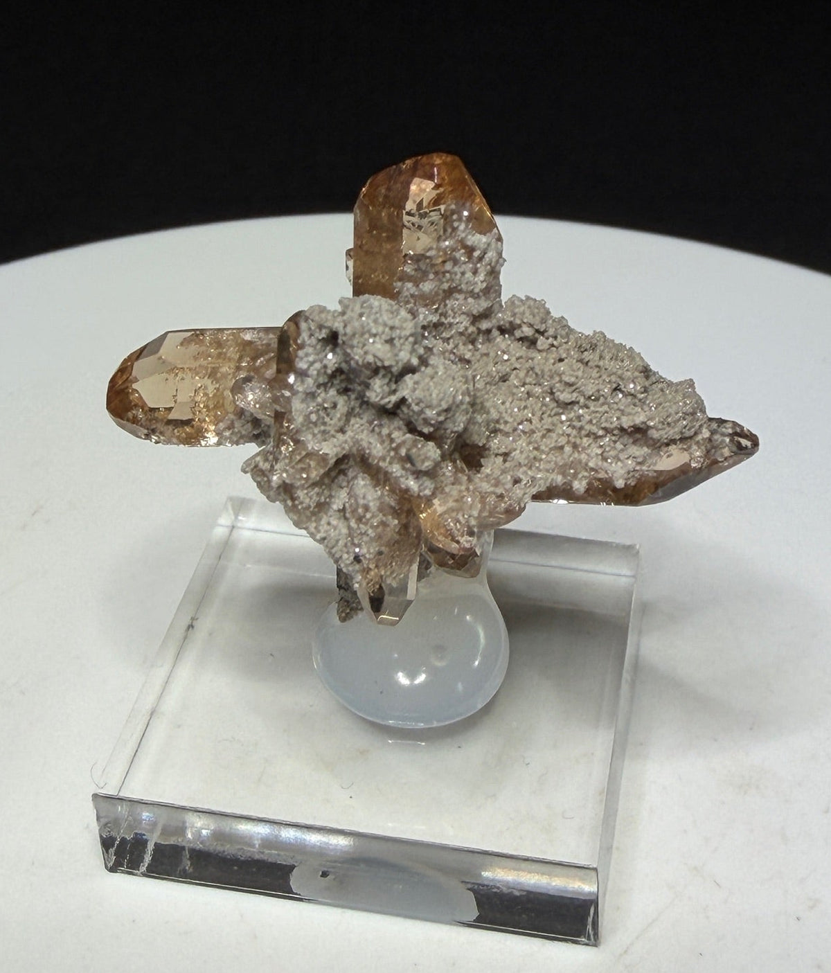 Sherry-colored topaz crystal cluster from Topaz Mountain, Thomas Range, Juab County, Utah, USA