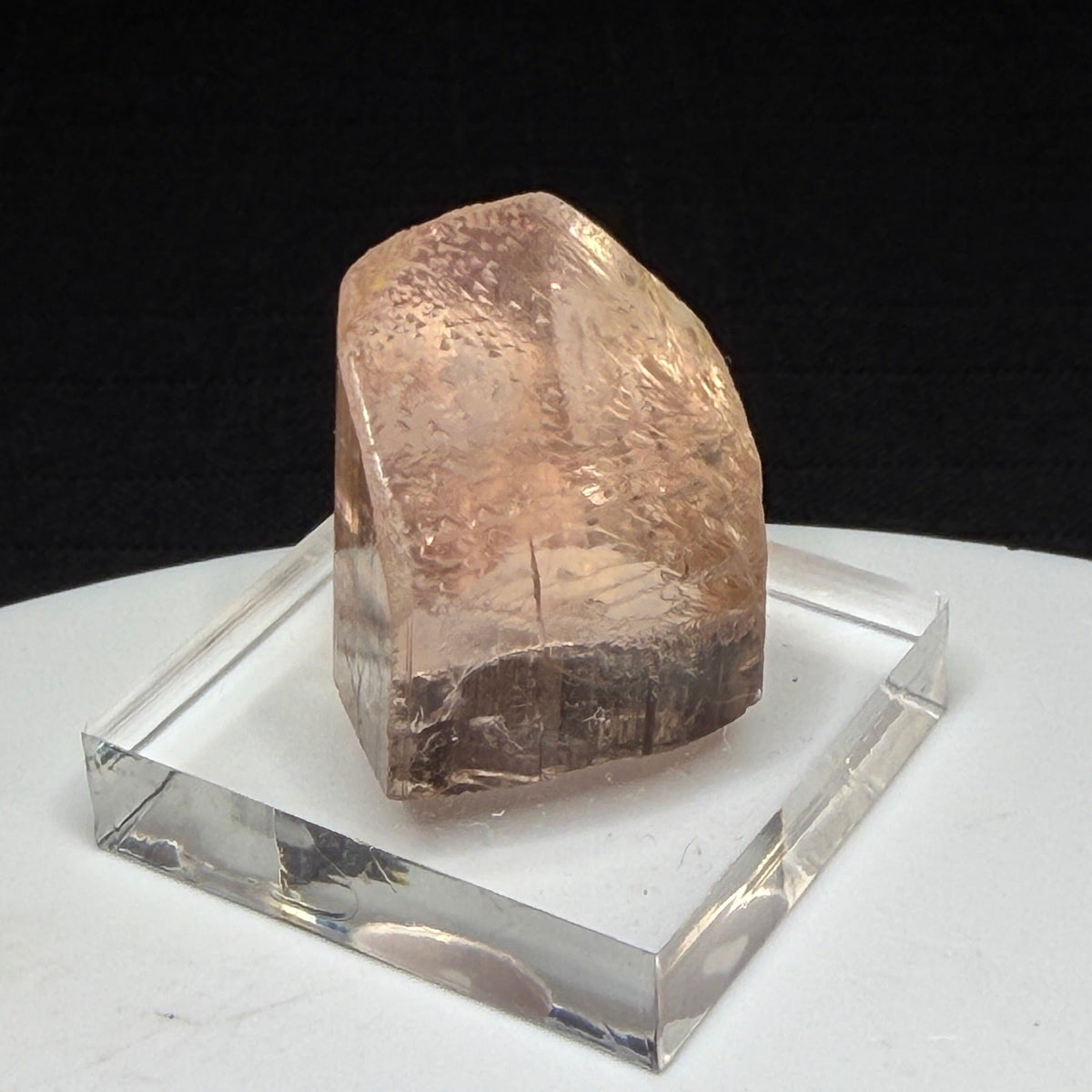 Pale champagne topaz crystal from Katlang, Mardan District, Pakistan