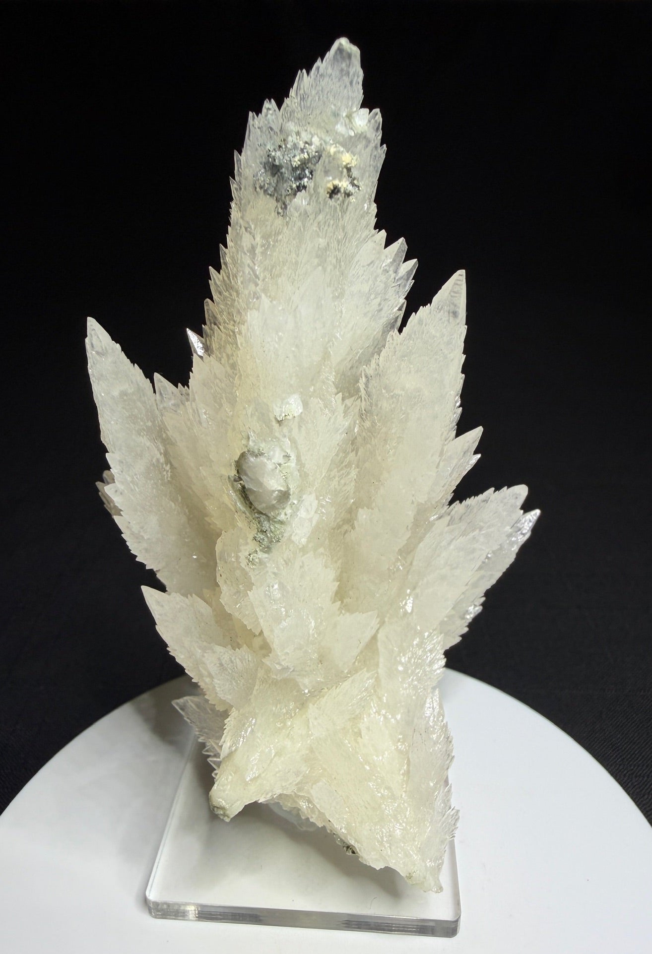Tall white bladed calcite crystal cluster from Anhui Province, China