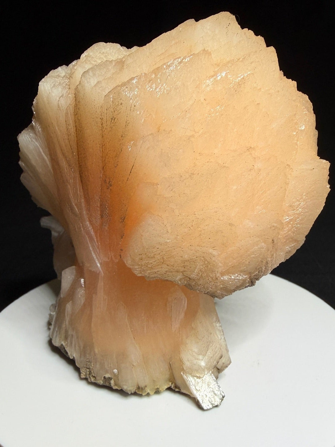 Peach-pink stilbite-Ca crystal cluster from Jalgaon, India