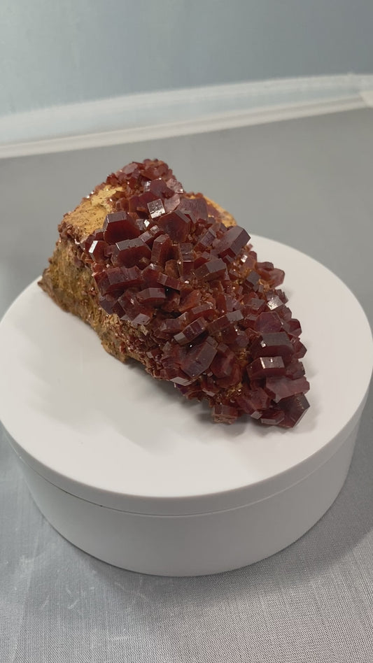 Vanadinite, Morocco