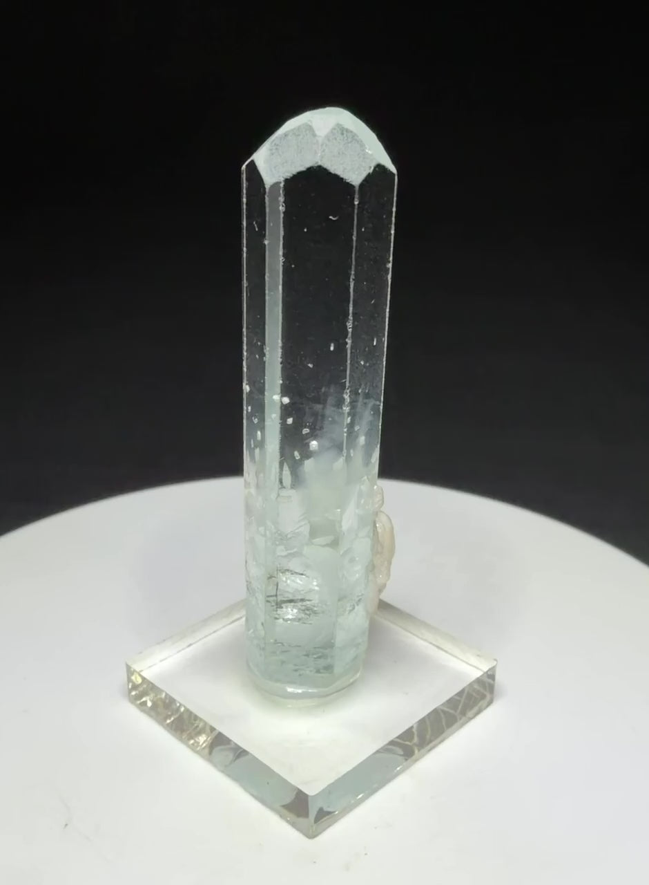 Tall transparent pale blue aquamarine crystal from Skardu, Gilgit-Baltistan, Pakistan