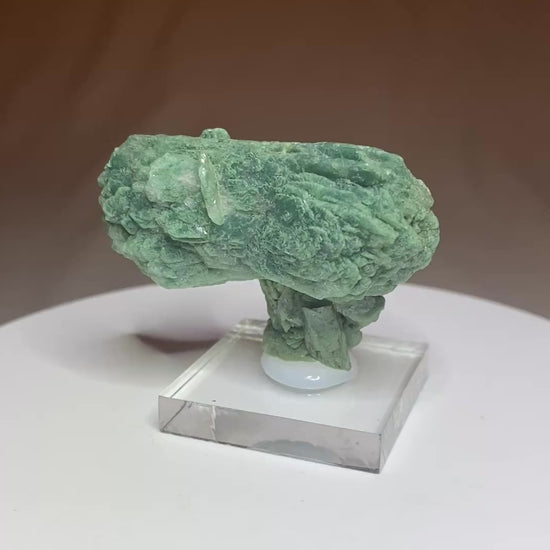 Stilbite with Celadonite inclusions, Jalgaon, Maharashtra, India