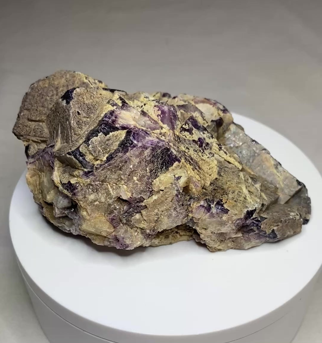 Fluorite ("Blue John"), Treak Cliff Caverns, Castleton, England